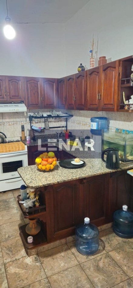 SE VENDE CASA B° SARGENTO CABRAL