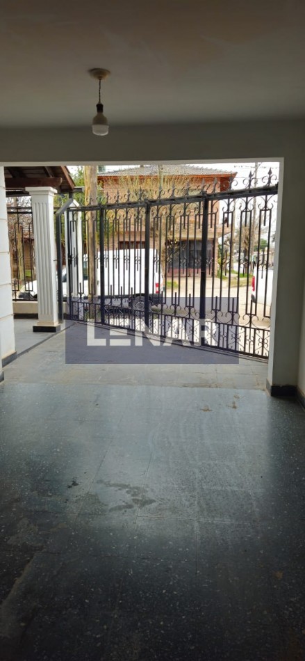 SE VENDE CASA B° SARGENTO CABRAL